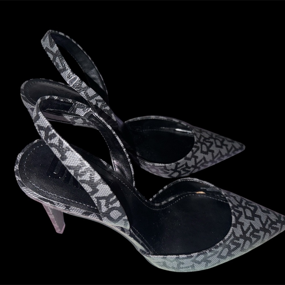 Stylish Black DKNY Patterned Women's Pump